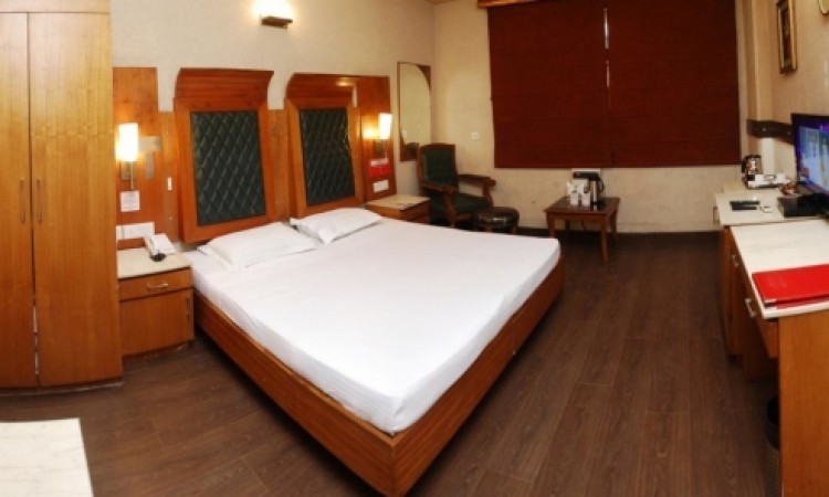 Spacious Executive Room Spacious Executive Room