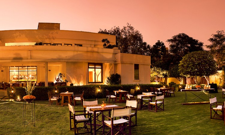 Outdoor Dining Outdoor Dining
