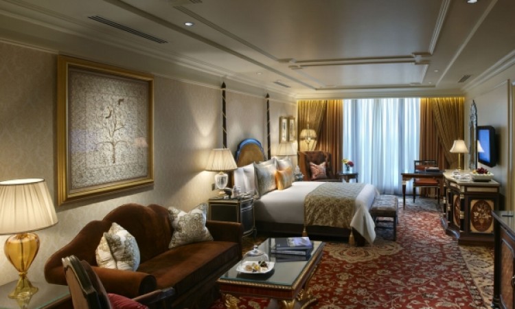 Junior Suite Bedroom