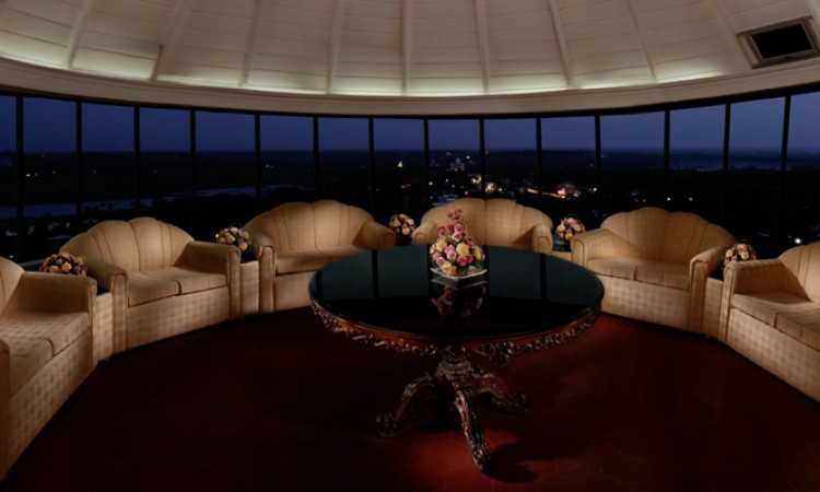 Lounge Lounge