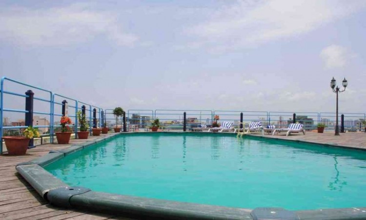 Pool view Pool view